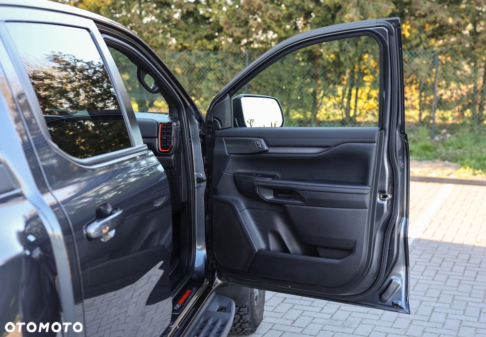 Ford Ranger Raptor - 32