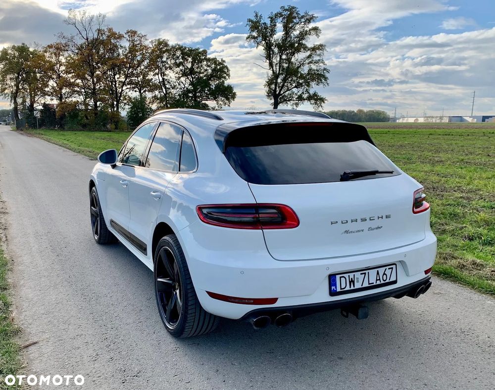Porsche Macan Turbo - 6