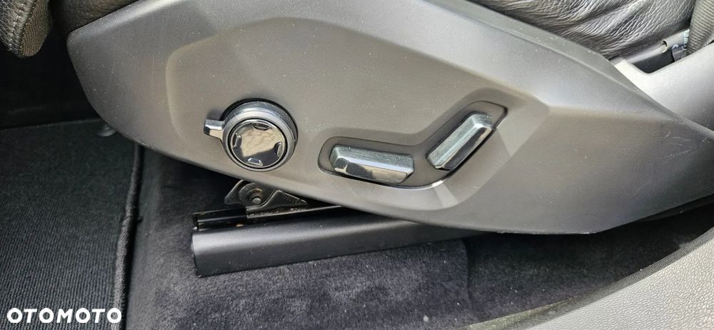 Volvo XC 60 T4 Inscription - 12