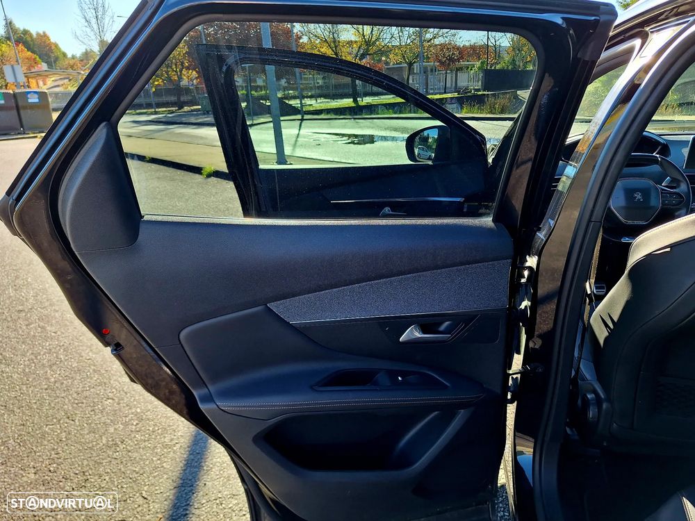 Peugeot 3008 1.2 PureTech GT Line - 18