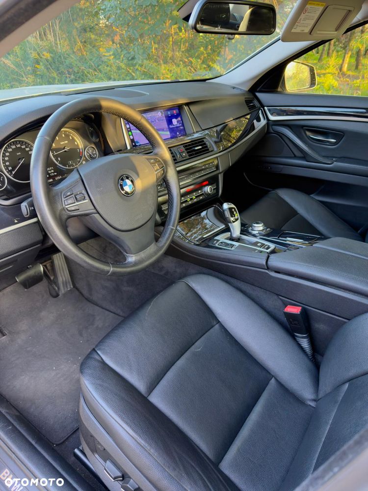 BMW Seria 5 520i Luxury Line - 7