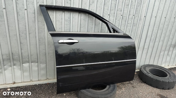 DRZWI PRAWY PRZÓD PRZEDNIE KOMPLETNE KLAMKA LISTWA KOLOR CZARNY PXR ORYGINALNY LAKIER CHRYSLER 300C EUROPA