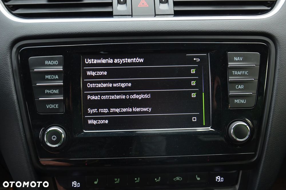 Skoda Octavia 2.0 TDI (Green tec) RS - 25