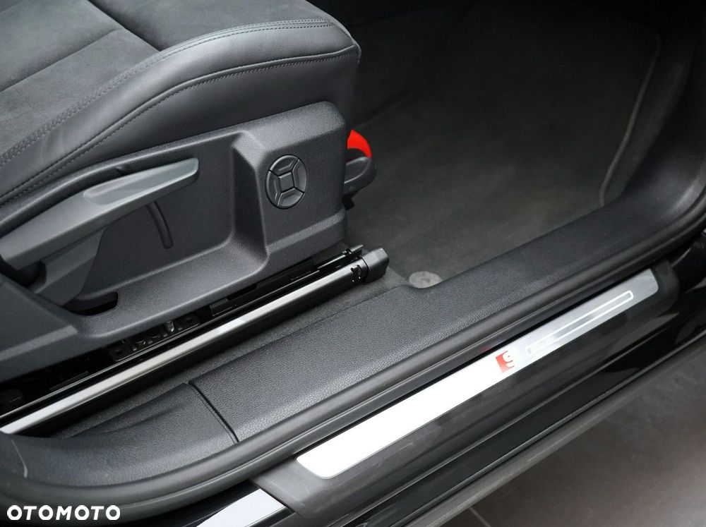 Audi Q3 Sportback - 30