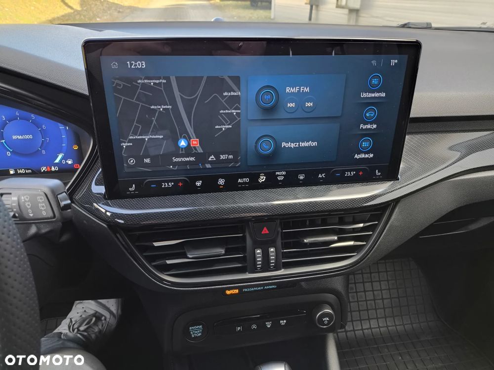 Ford Focus - 10