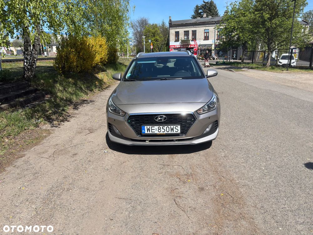 Hyundai i30 1.4 Classic + - 4