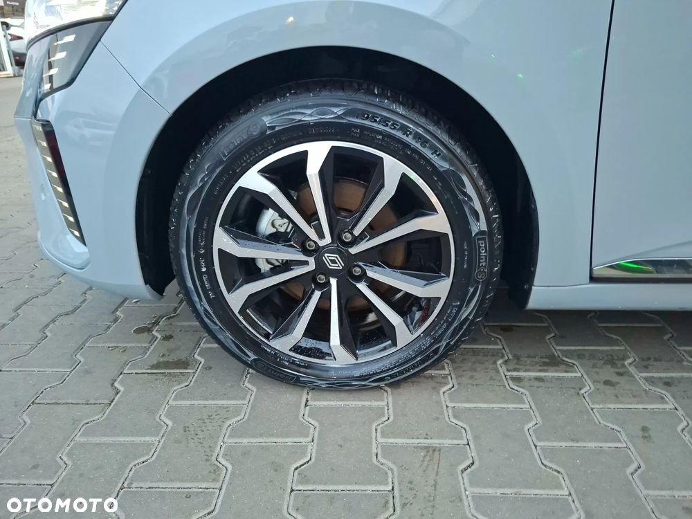 Renault Clio 1.6 E-TECH Intens - 18