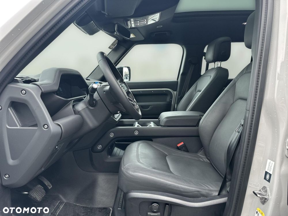 Land Rover Defender 3.0 D350 mHEV X-Dynamic HSE - 11