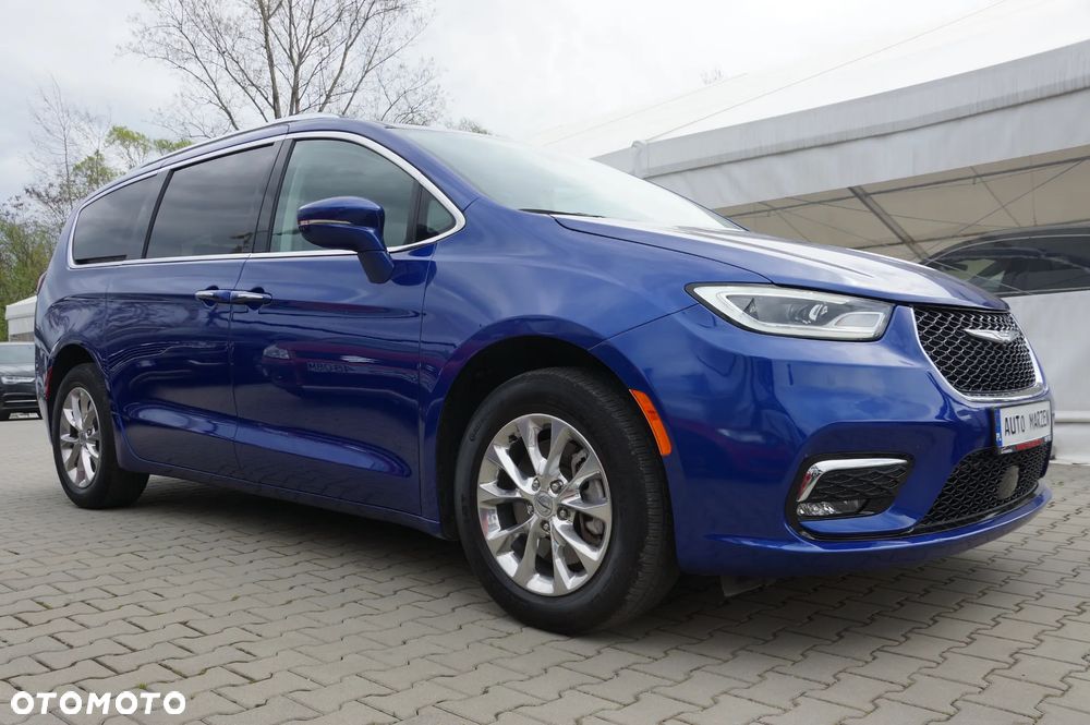 Chrysler Pacifica - 9