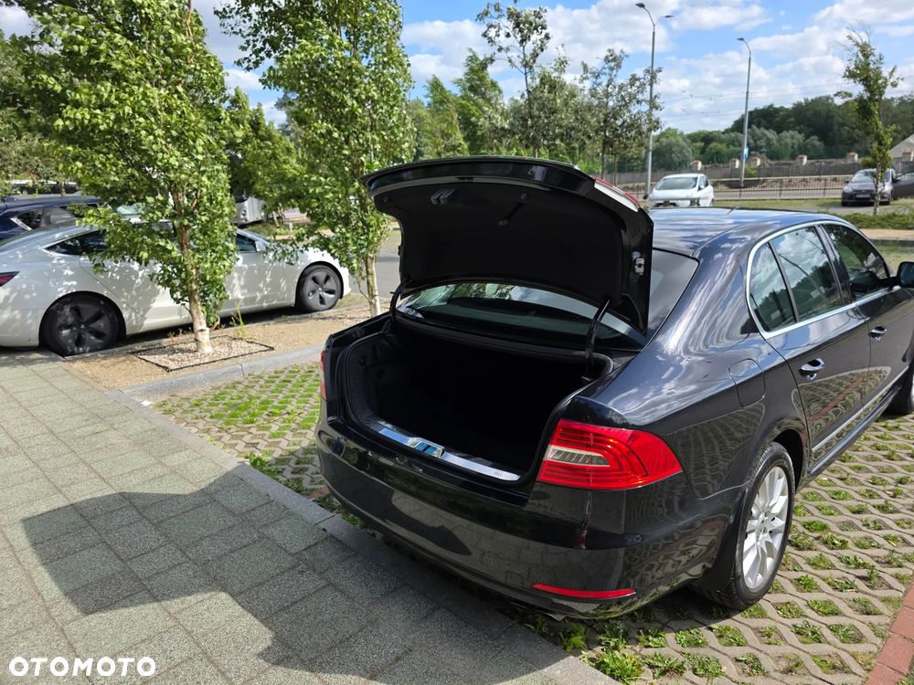 Skoda Superb 2.0 TSI Platinum DSG - 18