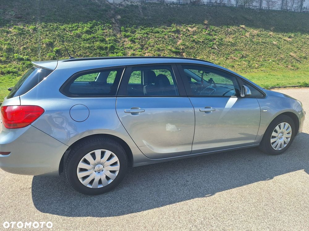 Opel Astra - 3