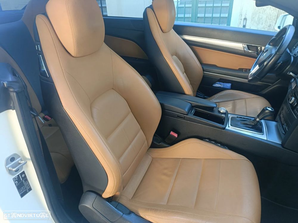 Mercedes-Benz E 250 2011 photo 4