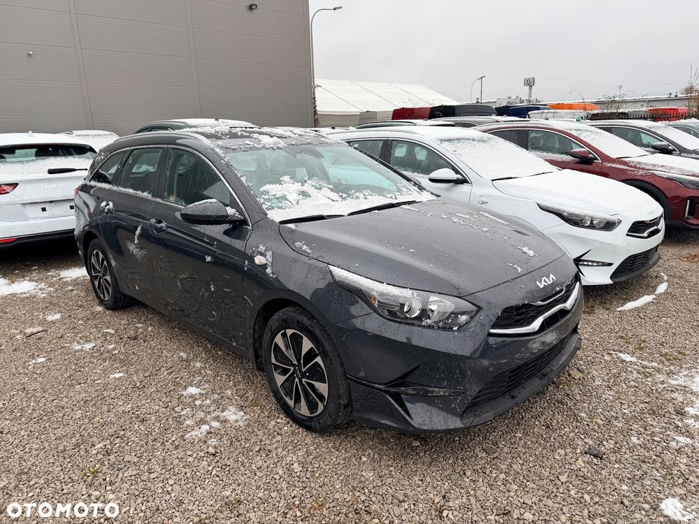 Kia Ceed 1.5 T-GDI M - 3