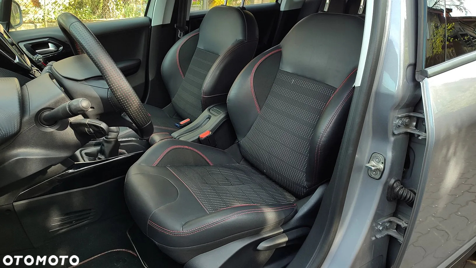 Peugeot 2008 PureTech 110 Stop&Start GT-Line Edition - 2