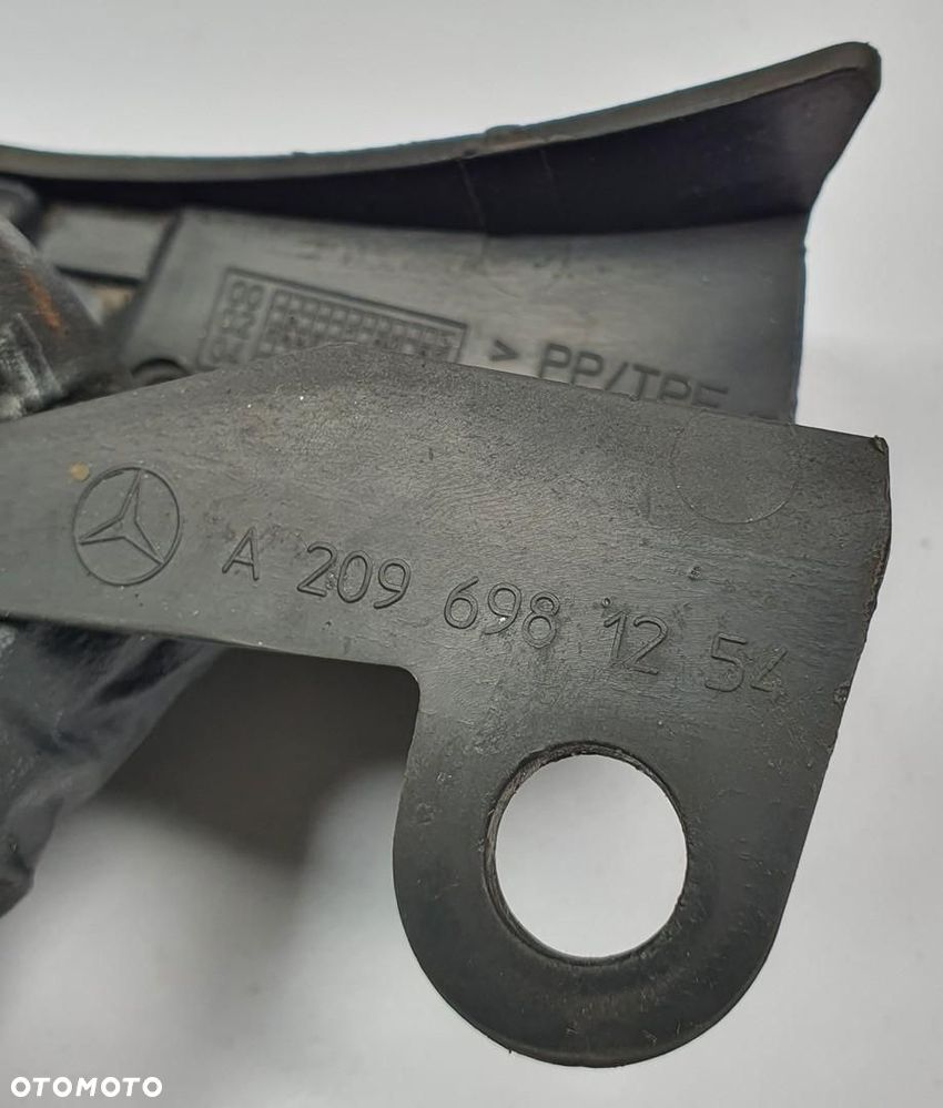 CHLAPACZ PRAWY TYŁ TYLNY MERCEDES W209 COUPE A2096981254 - 4