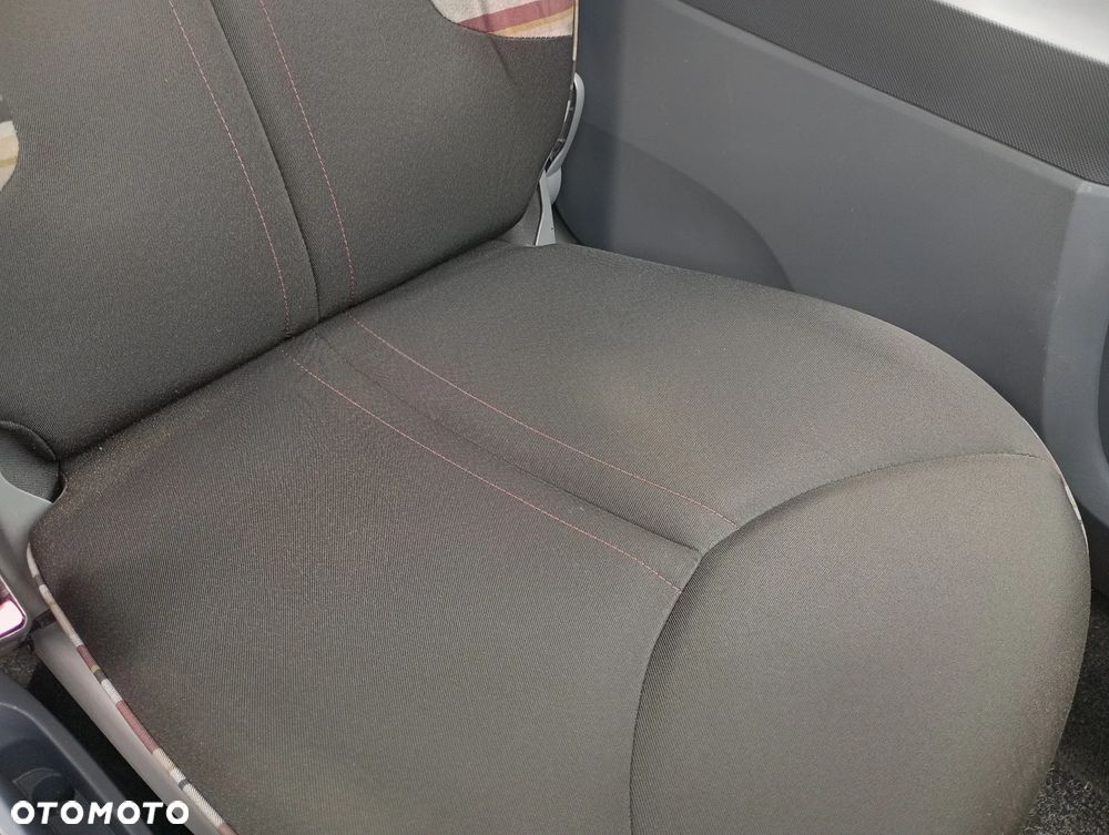Citroën C1 1.0i Desire - 8