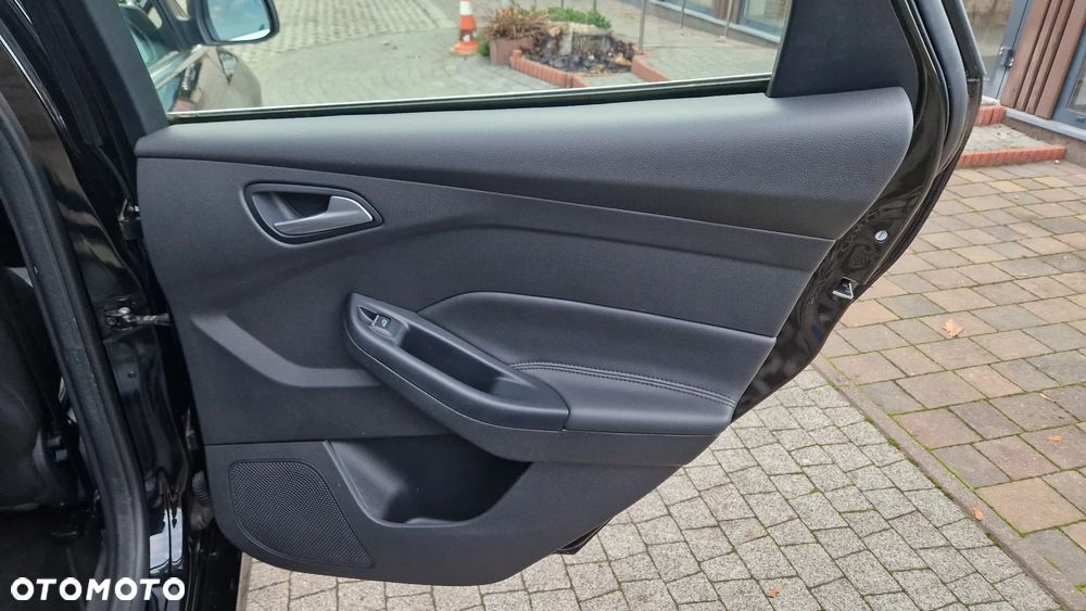 Ford Focus 2.0 TDCi ST-Line Black ASS - 35