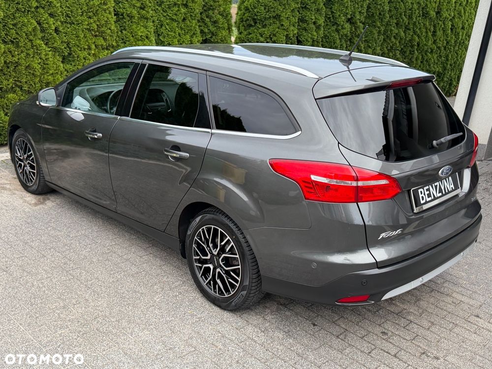 Ford Focus 1.0 EcoBoost STart-Stopp-System TITANIUM DESIGN - 16