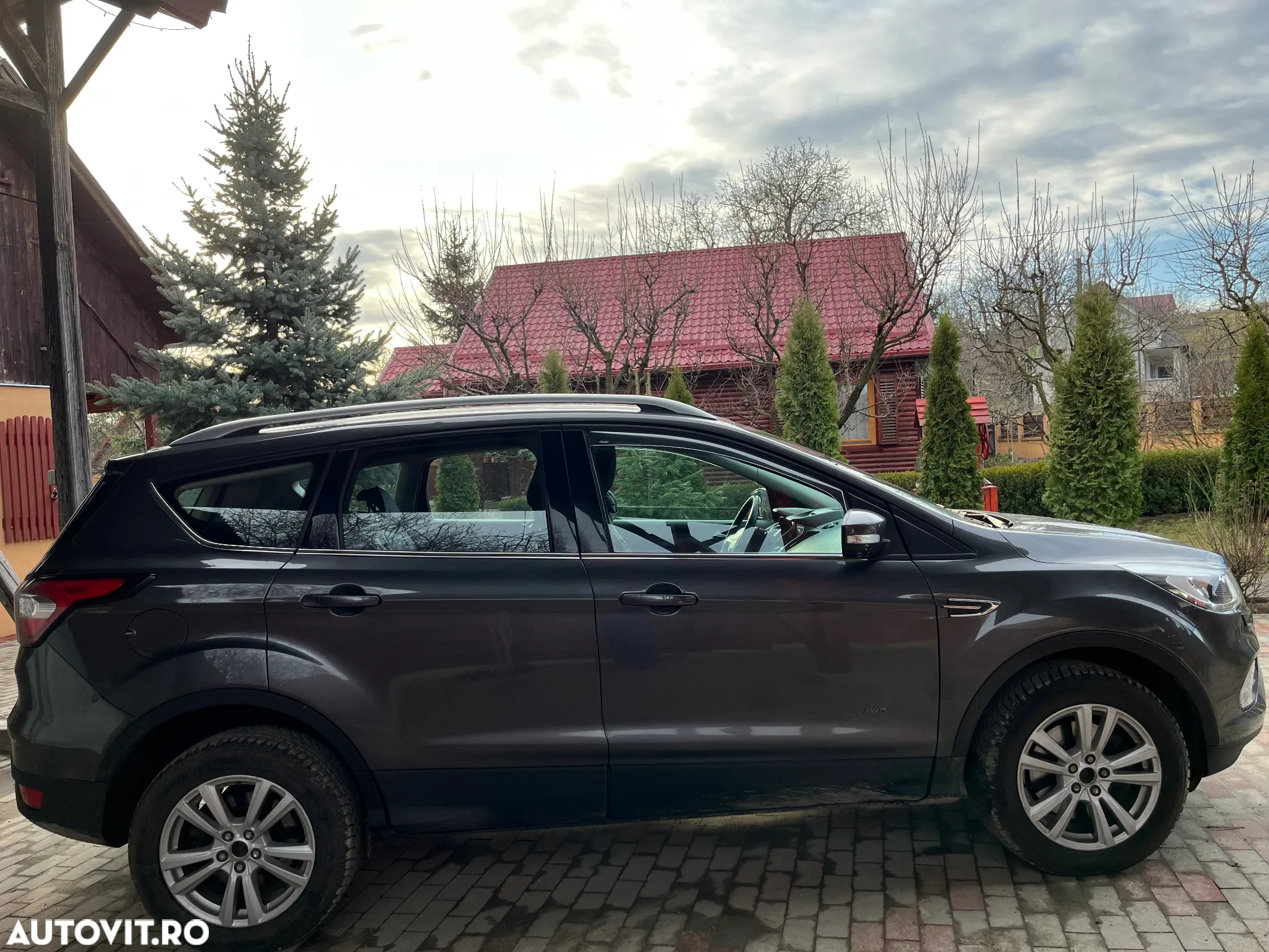 Ford Kuga - 14