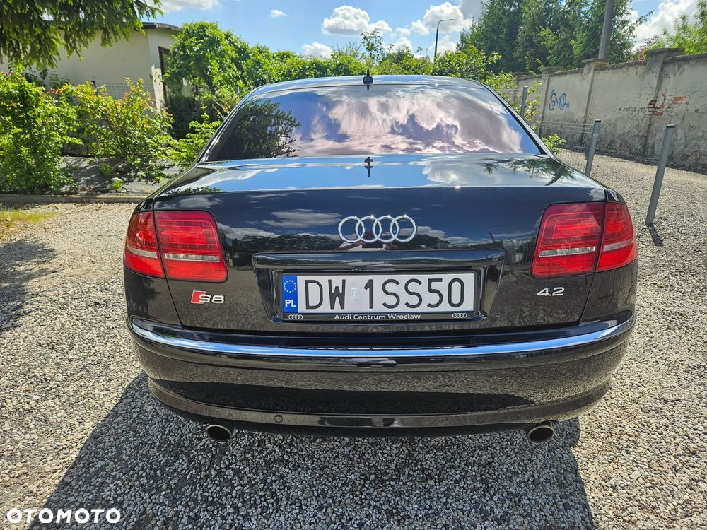 Audi A8 4.2 FSI Quattro - 26