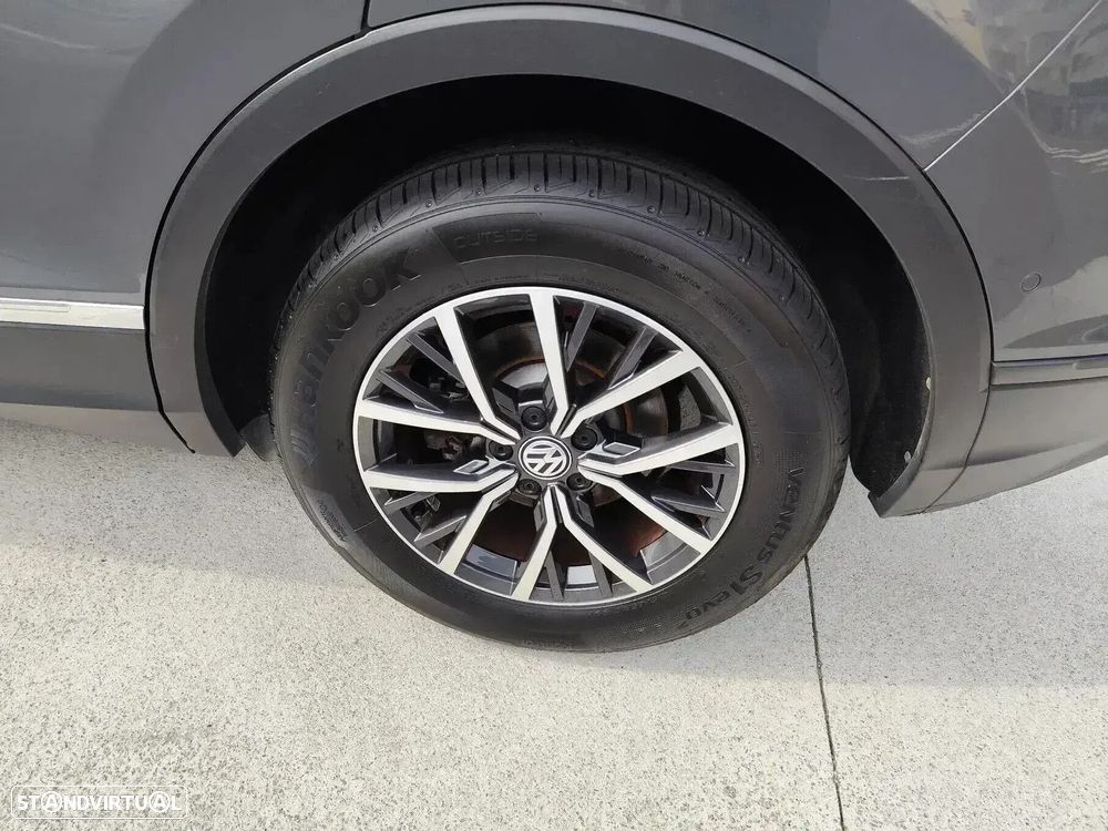 VW Tiguan 2.0 TDI Confortline DSG - 18