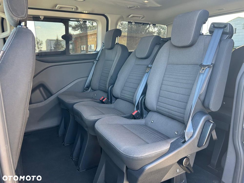 Ford Tourneo Custom 2.0 EcoBlue L1 Titanium SelectShift - 19
