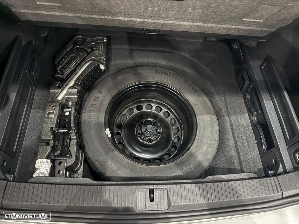VW Passat Variant 1.6 TDI BlueMotion - 33