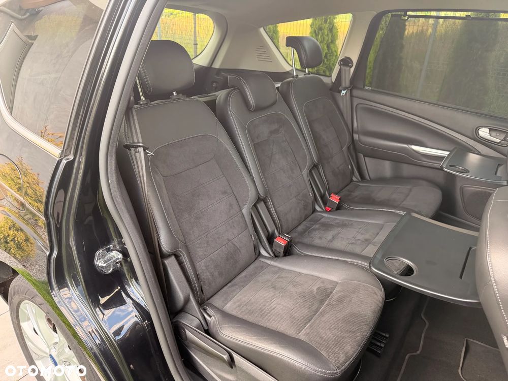Ford S-Max 2.0 TDCi DPF Titanium - 24