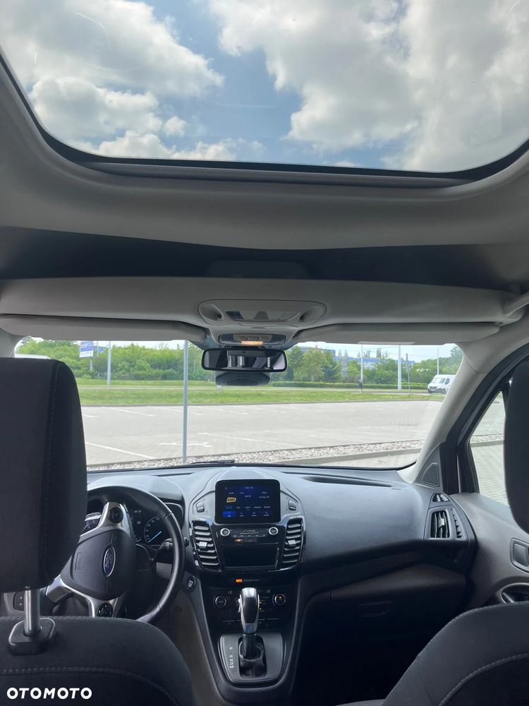 Ford Tourneo Connect - 15