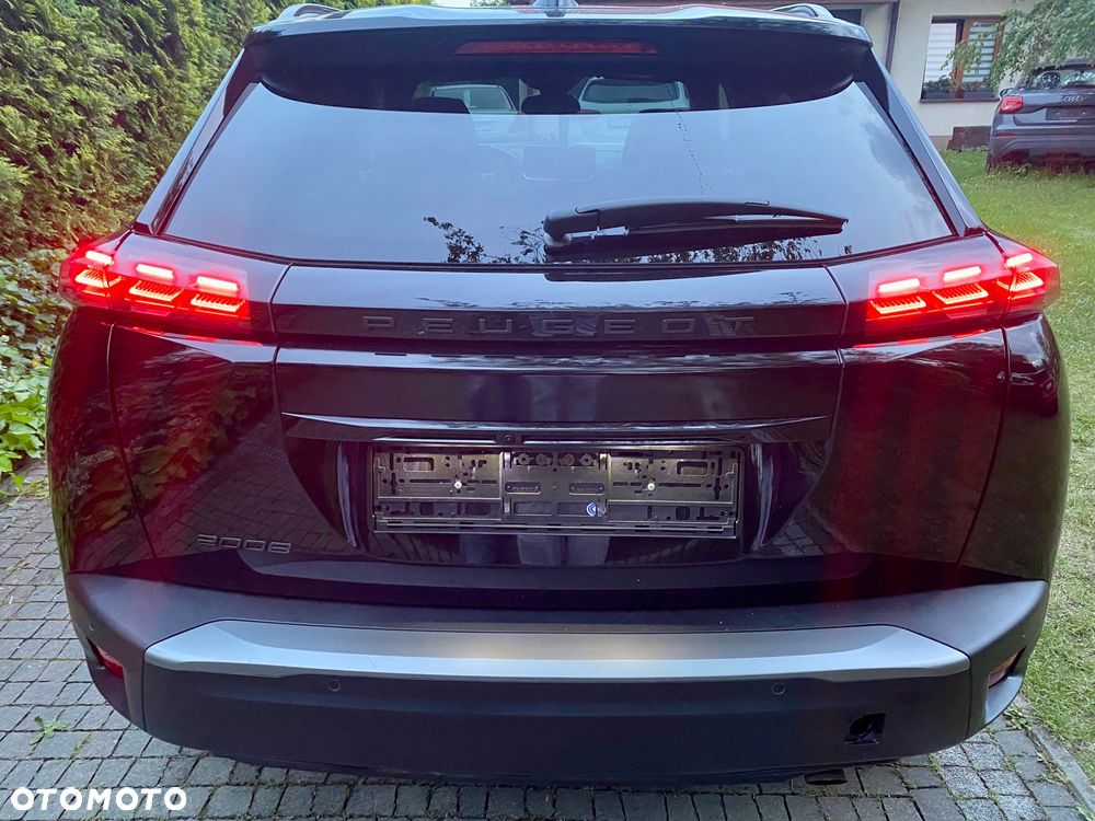 Peugeot 2008 1.2 PureTech Allure S&S - 9
