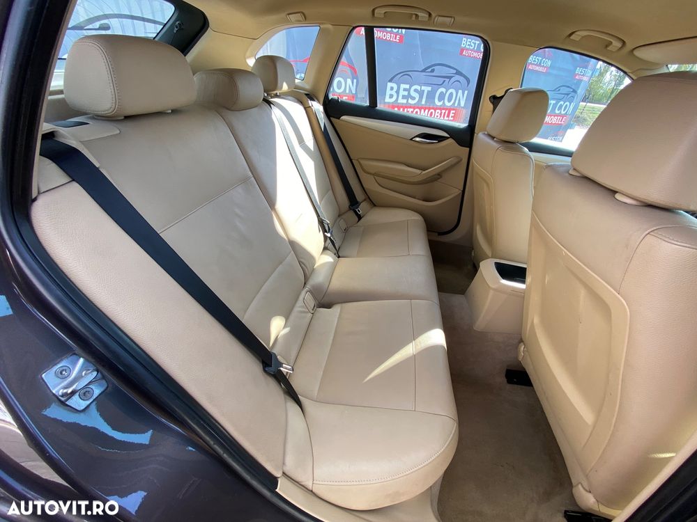 BMW X1 xDrive18d xLine - 11