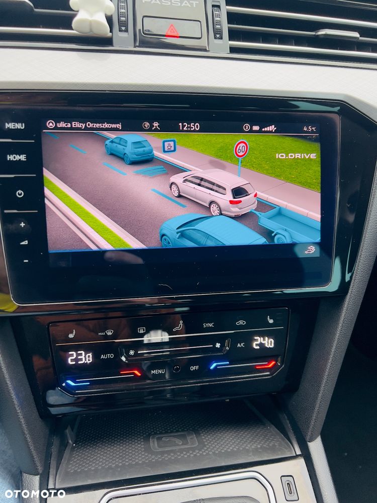 Volkswagen Passat Variant 2.0 TDI Business DSG - 24