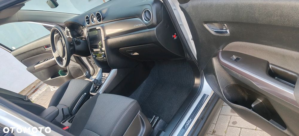 Suzuki Vitara 1.4 Boosterjet Hybrid Allgrip Comfort+ - 18
