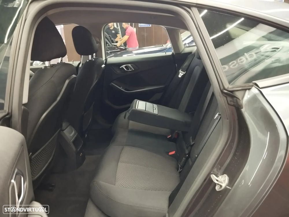 BMW 216 Gran Coupé d Advantage - 12