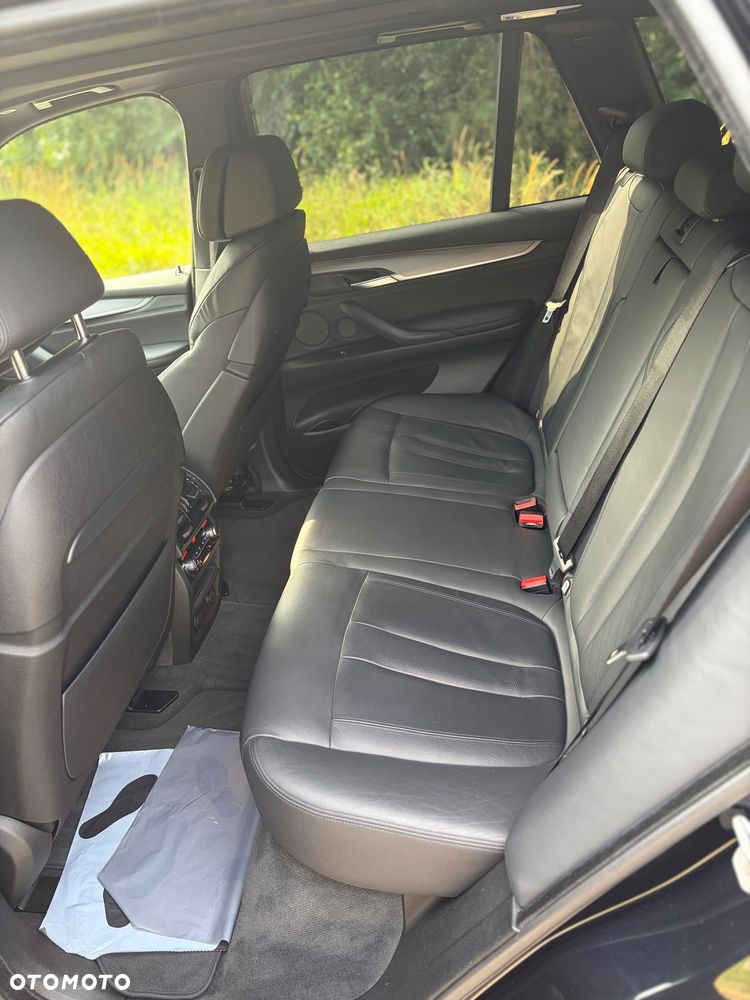 BMW X5 M M50d - 13