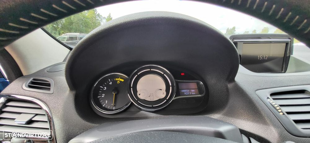 Renault Mégane Coupe Energy dCi 130 FAP Start & Stop Bose Edition - 13