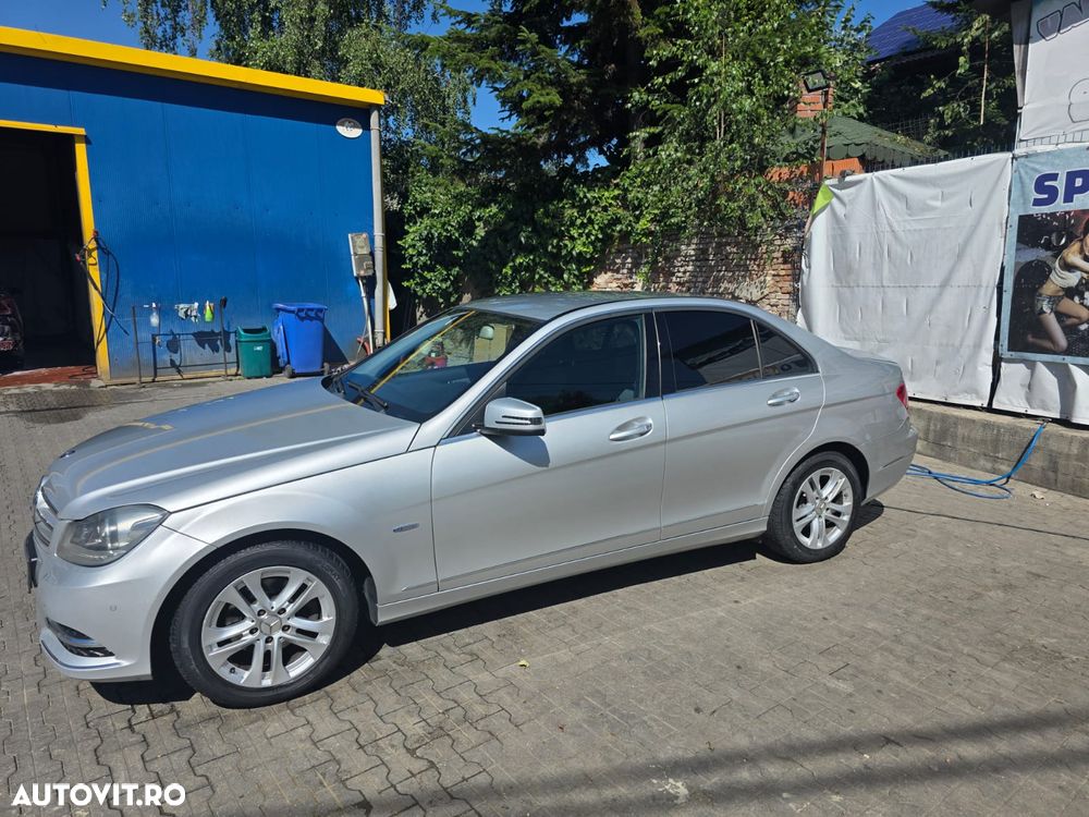 Mercedes-Benz C - 13