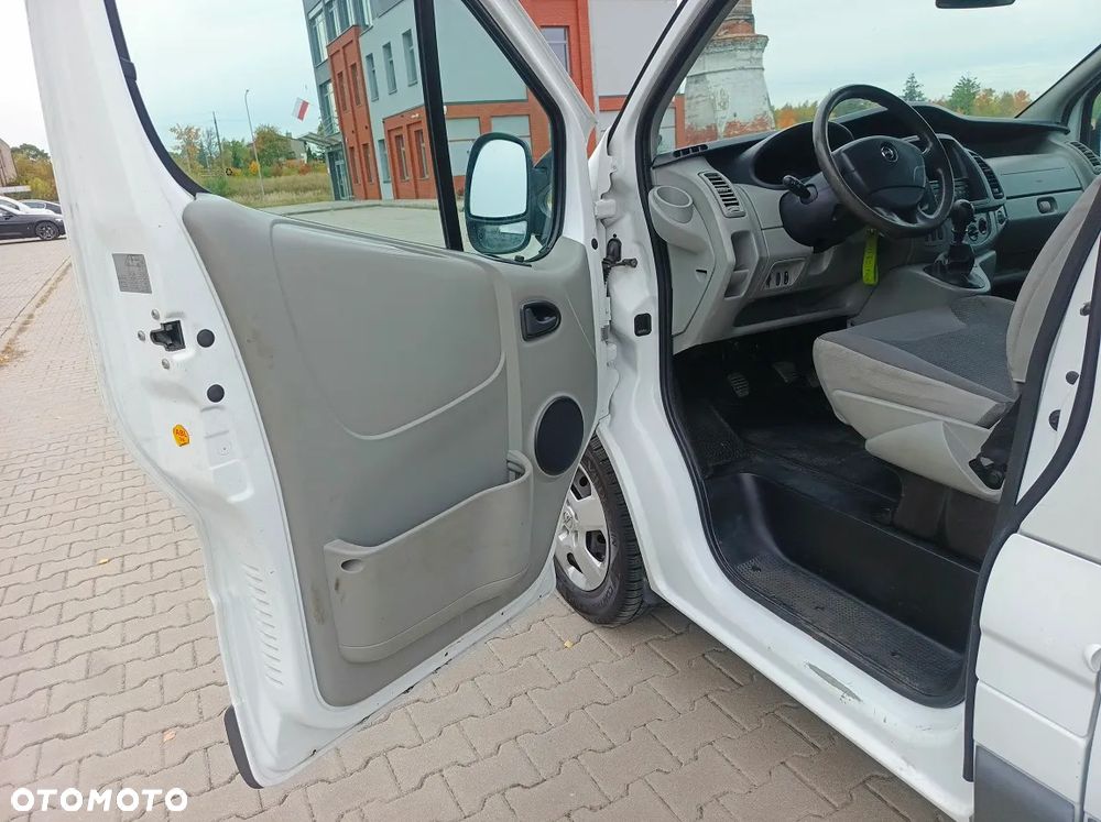 Opel VIVARO - 16