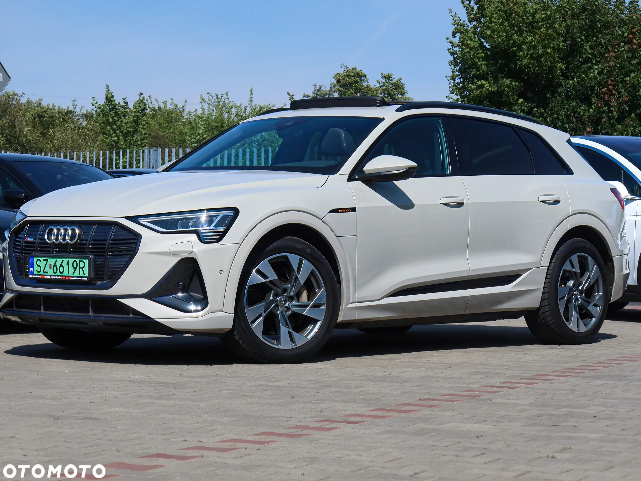 Audi e-tron 50 quattro S line - 36
