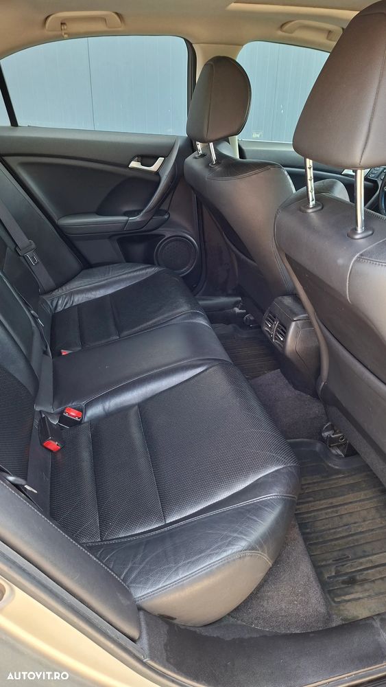 Honda Accord 2.4i Executive - 8