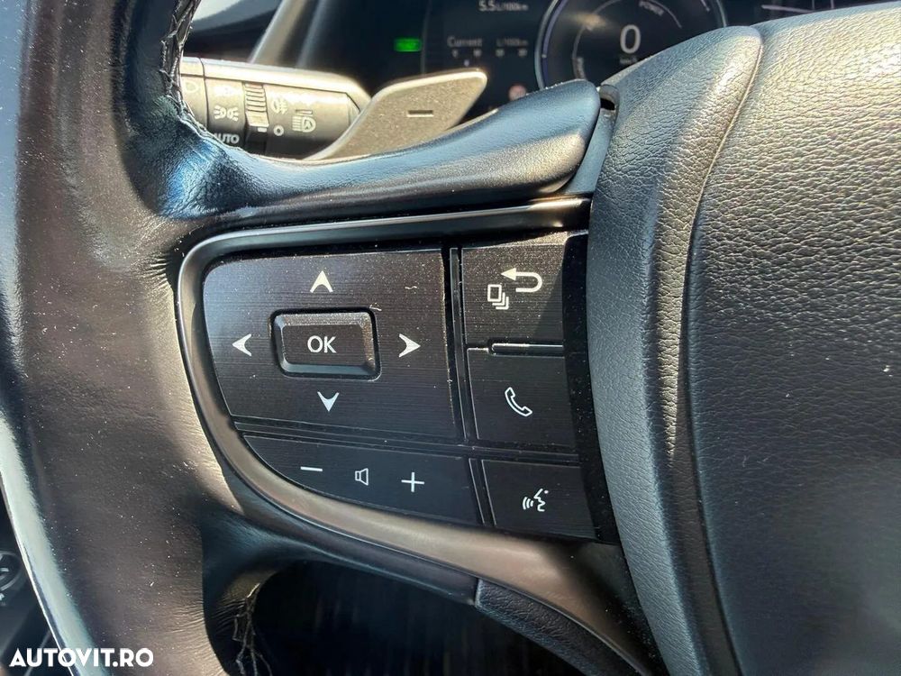 Lexus Seria ES - 12