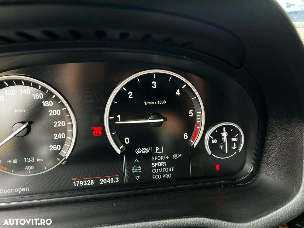 BMW X4 xDrive20d - 27