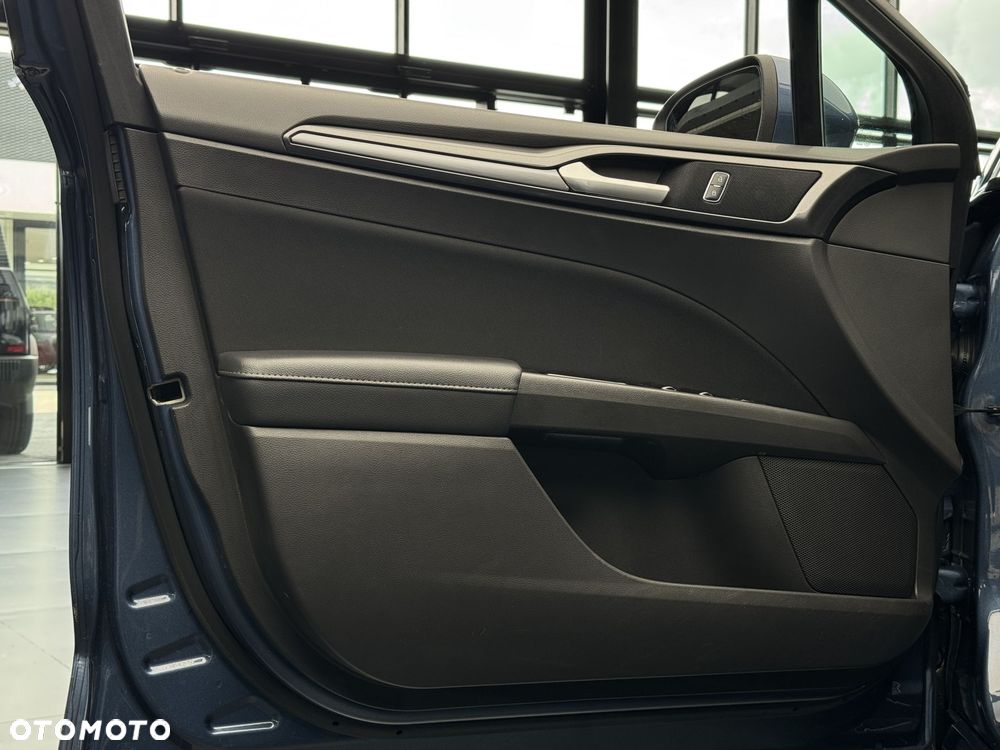 Ford Mondeo - 14