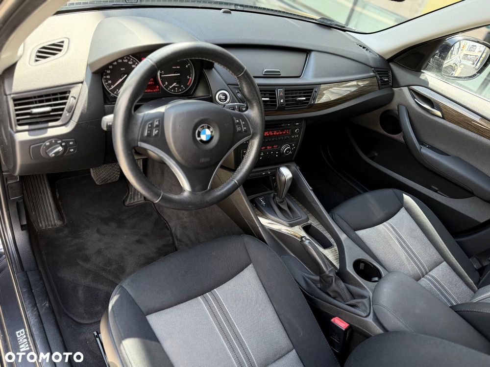 BMW X1 xDrive20d - 12