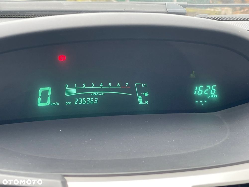 Toyota Yaris - 6