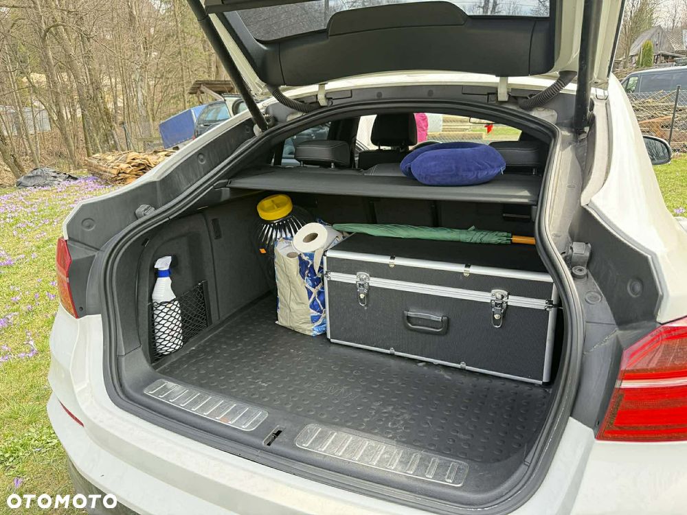 BMW X4 xDrive20i - 9