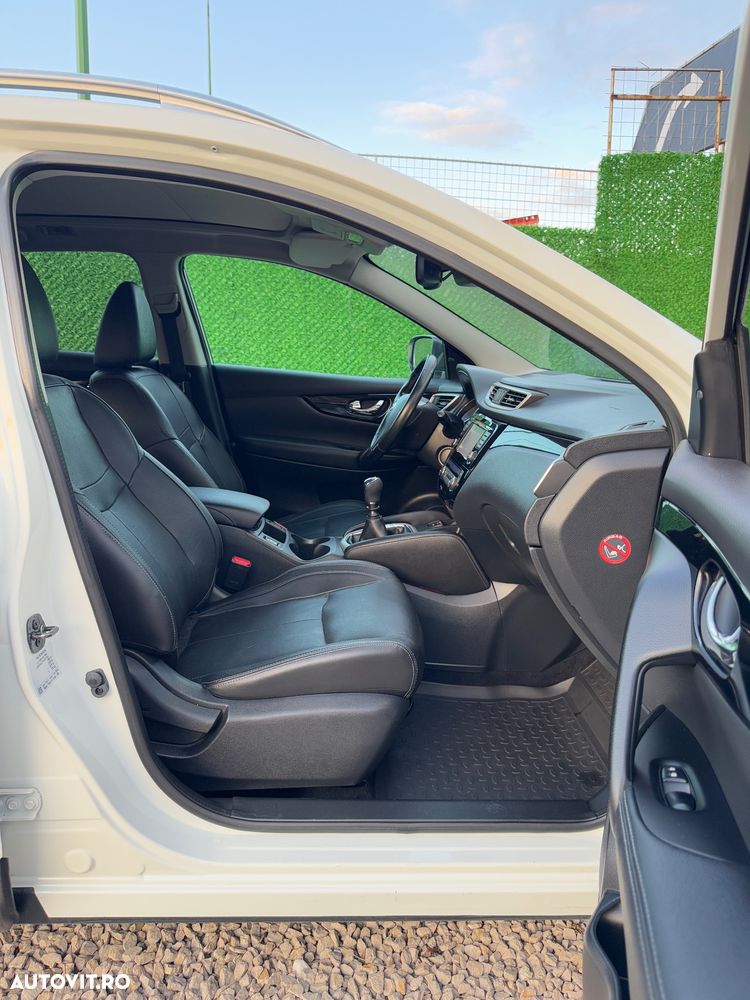 Nissan Qashqai 1.6 DCI TEKNA+ - 11