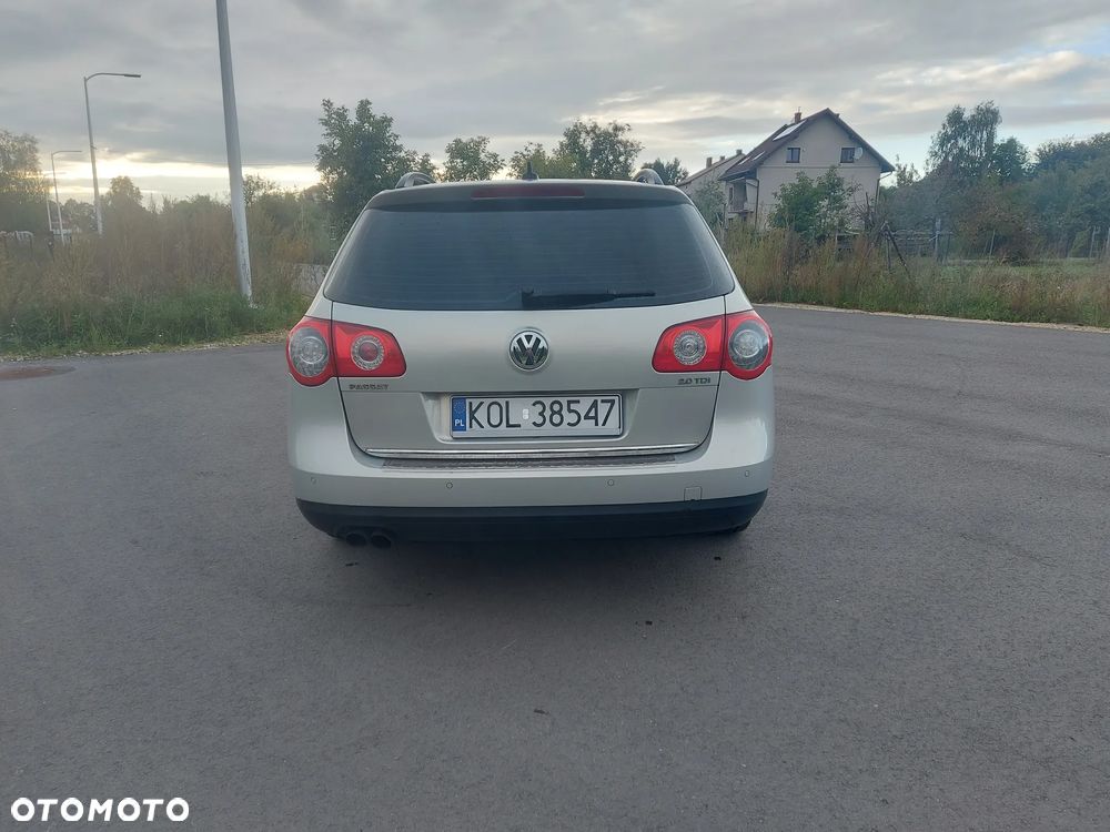 Volkswagen Passat 2.0 TDI DPF Comfortline - 5