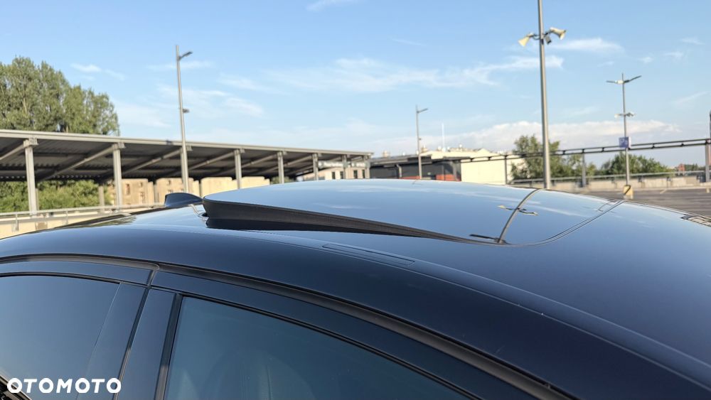 BMW Seria 5 530d xDrive Sport Line - 10