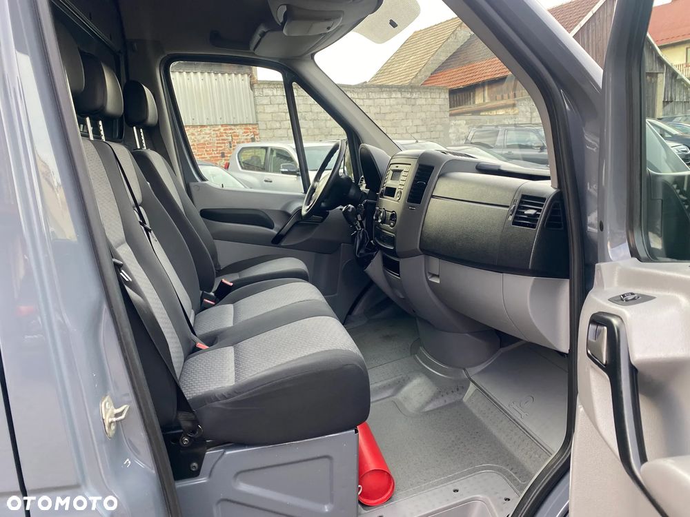 Volkswagen CRAFTER - 12